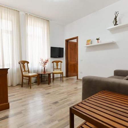 Ago Apartments Bucharest Luaran gambar